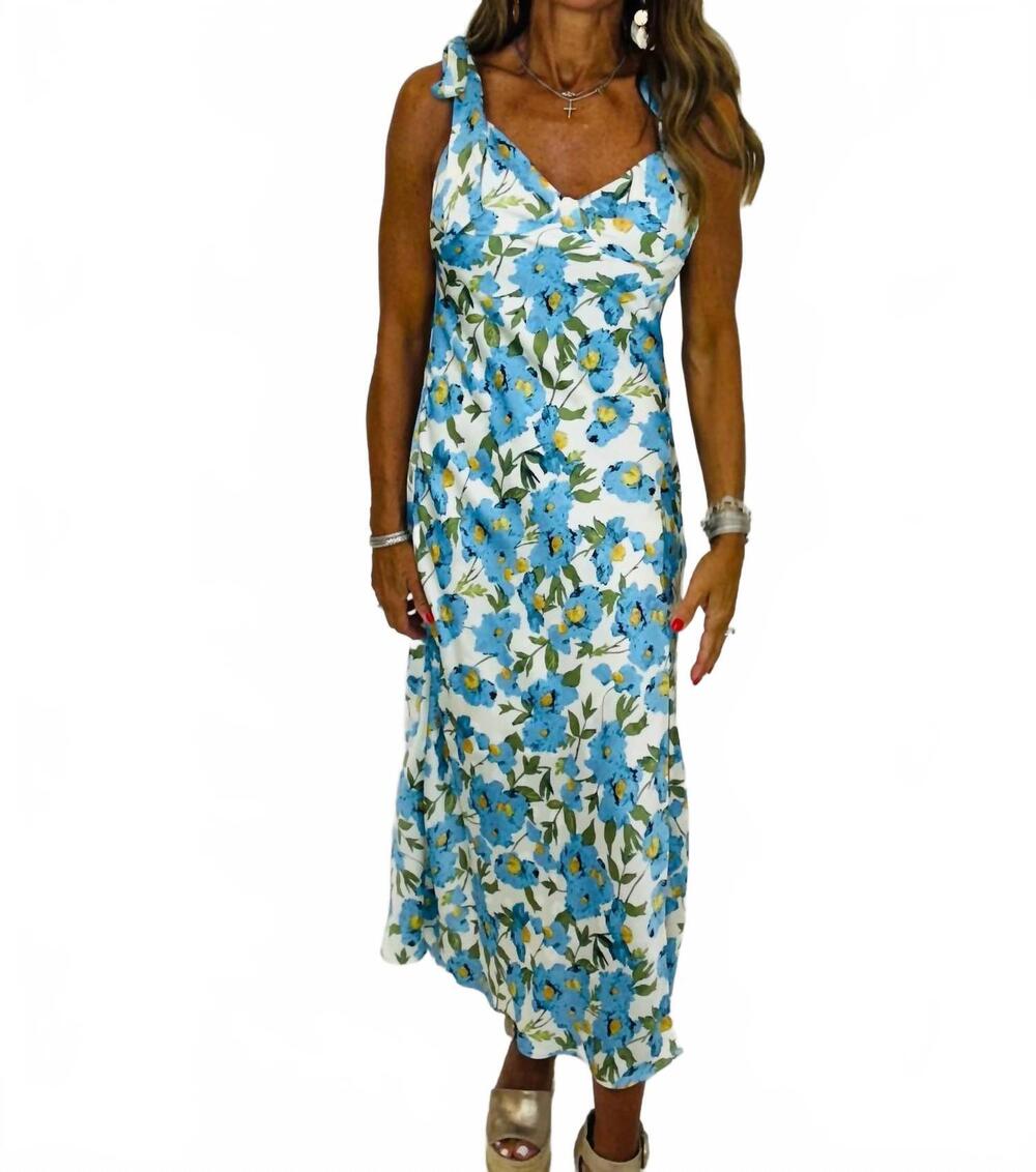 NEW ASTR women's the garden party dress in blue